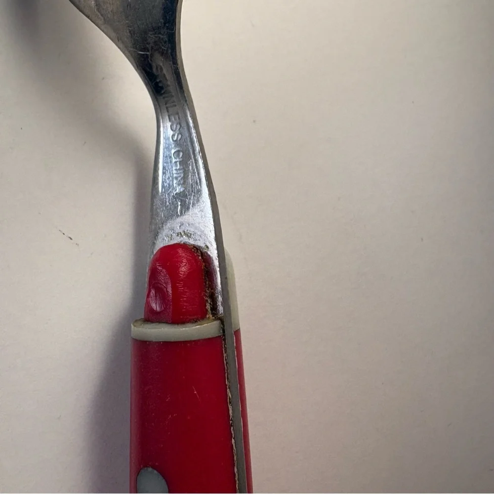 10 Red Riveted Plastic‎ Handle Stainless Flatware Spoons Forks Knife